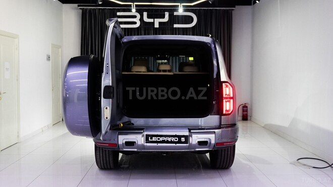 BYD Leopard 5-5