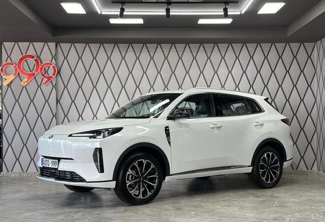 Changan Qiyuan Q05-3