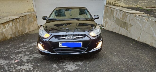 Hyundai Accent 2014, 250,000 km - 1.6 l - Bakı