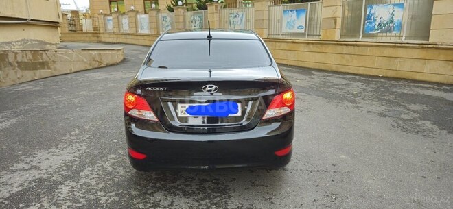 Hyundai Accent 2014, 250,000 km - 1.6 l - Bakı