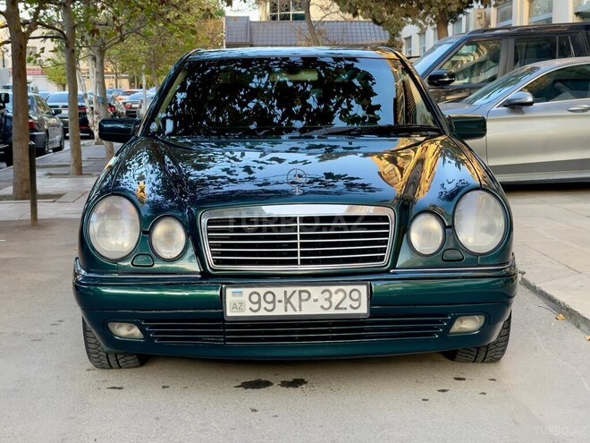 Mercedes E 240 1999, 350,000 km - 2.4 l - Bakı