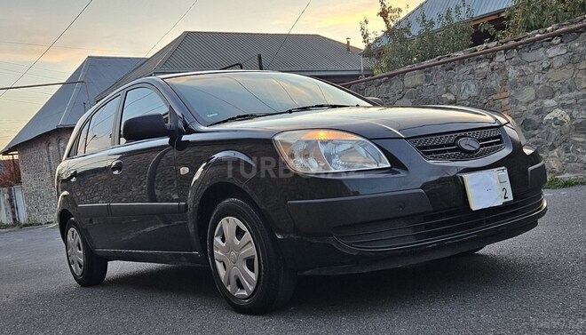 Kia Rio 2007, 245,000 km - 1.4 l - Şəki