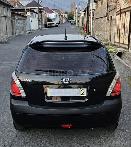 Kia Rio 2007, 245,000 km - 1.4 l - Şəki