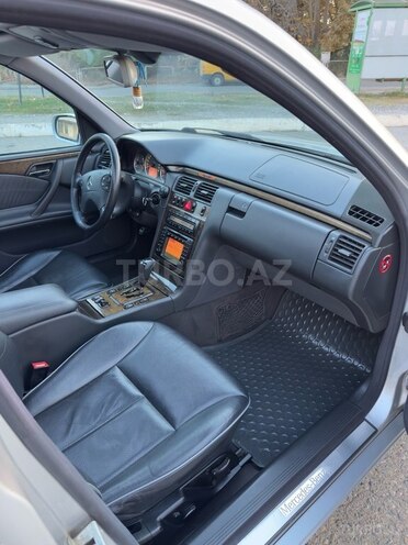 Mercedes E 280 2000, 348,000 km - 2.8 l - Şəmkir