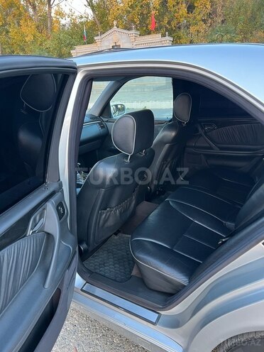 Mercedes E 280 2000, 348,000 km - 2.8 l - Şəmkir