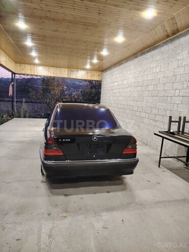 Mercedes C 230 1999, 211,210 km - 2.3 l - Şamaxı