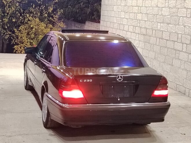Mercedes C 230 1999, 211,210 km - 2.3 l - Şamaxı