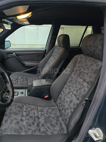 Mercedes C 200 1997, 397,000 km - 2.0 l - Quba