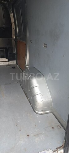 Ford Transit-11