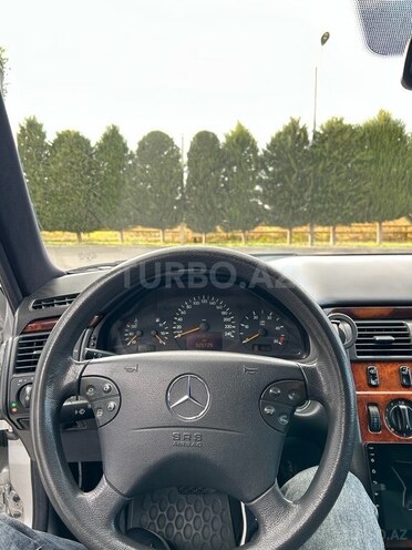 Mercedes E 220 2000, 325,000 km - 2.2 l - Ağcabədi