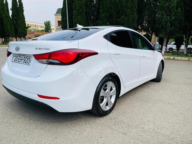 Hyundai Elantra 2015, 134,684 km - 1.8 л - Bakı