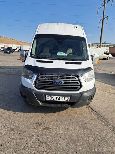 Ford Transit-1