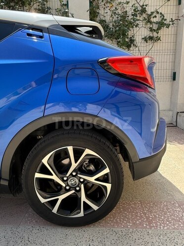 Toyota C-HR 2018, 85,000 km - 2.0 l - Bakı
