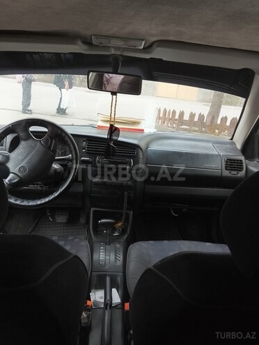 Volkswagen Golf 1994, 365,000 km - 1.6 l - Gəncə