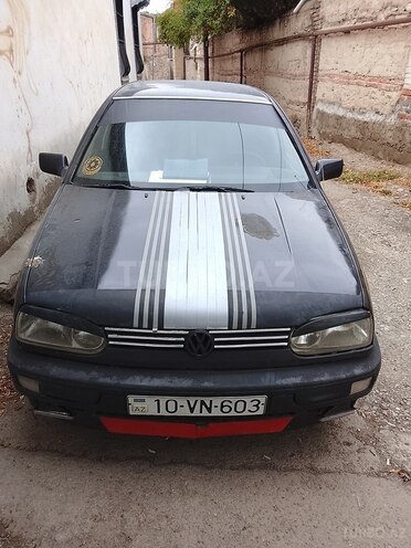 Volkswagen Golf 1994, 365,000 km - 1.6 l - Gəncə