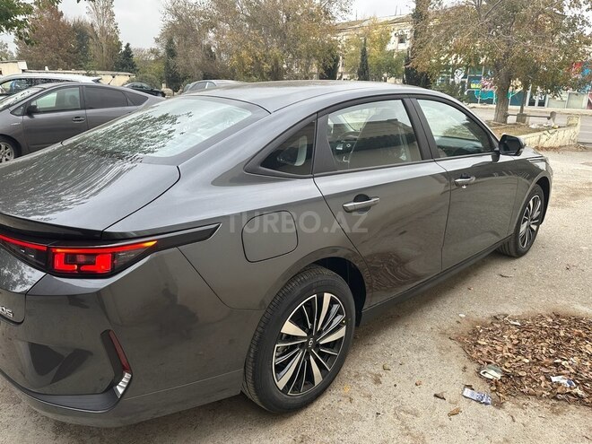Changan Qiyuan A05 2025, 0 km - 1.5 л - Bakı