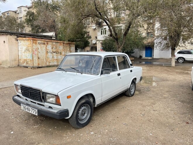 LADA (VAZ) 2107 2009, 85,000 km - 1.6 л - Sumqayıt