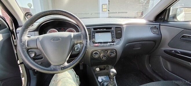 Kia Rio 2011, 199,000 km - 1.4 l - Tovuz
