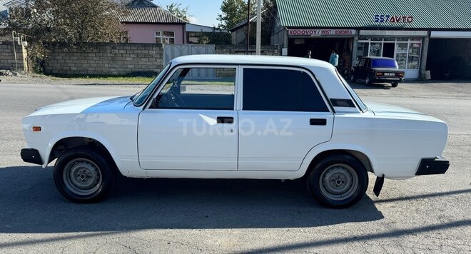 LADA (VAZ) 2107 2007, 85,000 km - 1.7 l - Zaqatala