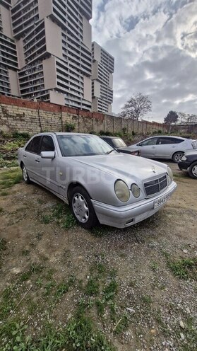 Mercedes E 320 1996, 350,000 km - 3.2 l - Bakı