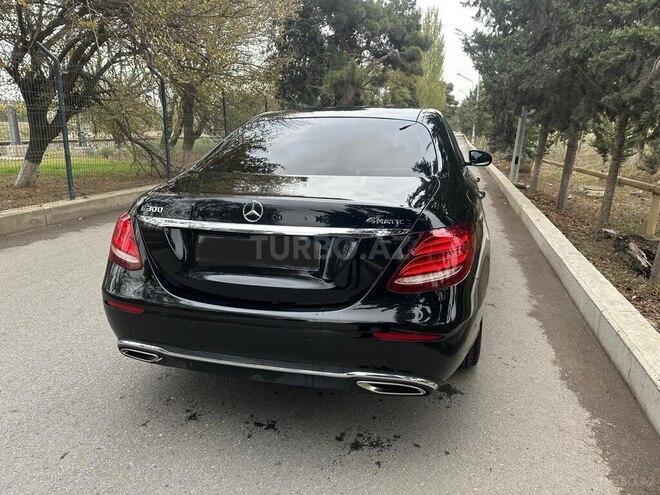 Mercedes E 300 4MATIC 2017, 148,000 km - 2.0 l - Bakı