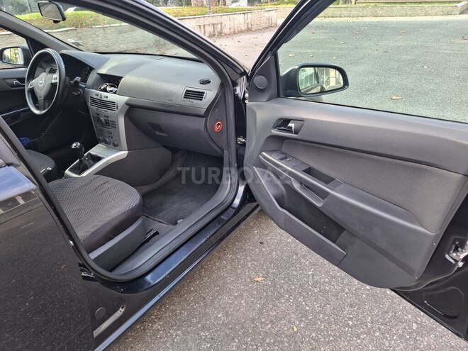 Opel Astra 2009, 235,000 km - 1.6 l - İsmayıllı