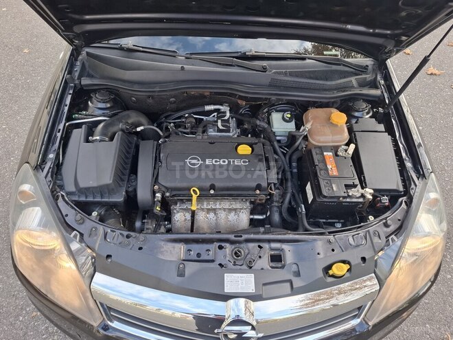 Opel Astra 2009, 235,000 km - 1.6 l - İsmayıllı