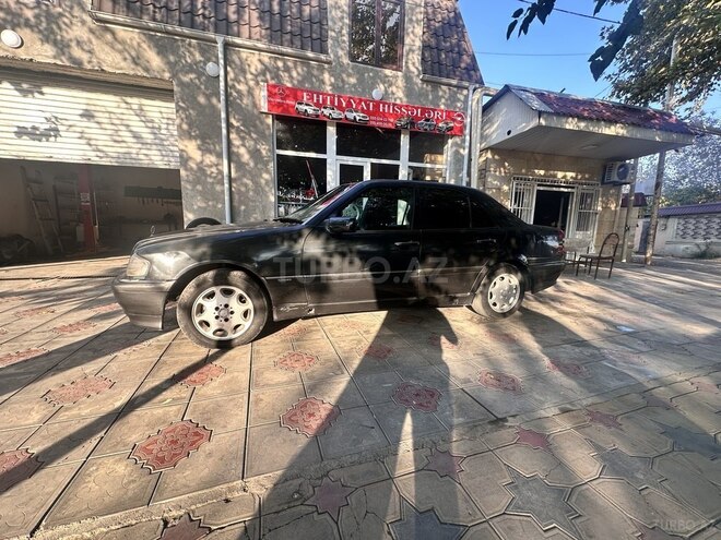 Mercedes C 180 1994, 230,000 km - 1.8 l - Ağcabədi