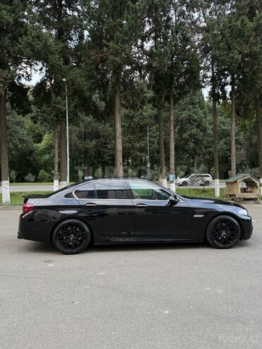 BMW 528 2014, 240,000 km - 2.0 l - Masallı