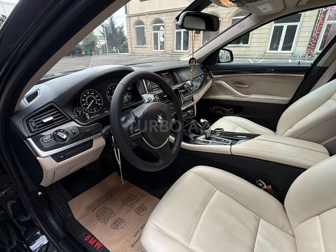 BMW 528 2014, 240,000 km - 2.0 l - Masallı