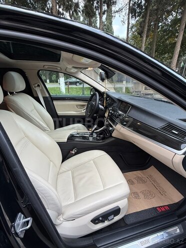 BMW 528 2014, 240,000 km - 2.0 l - Masallı