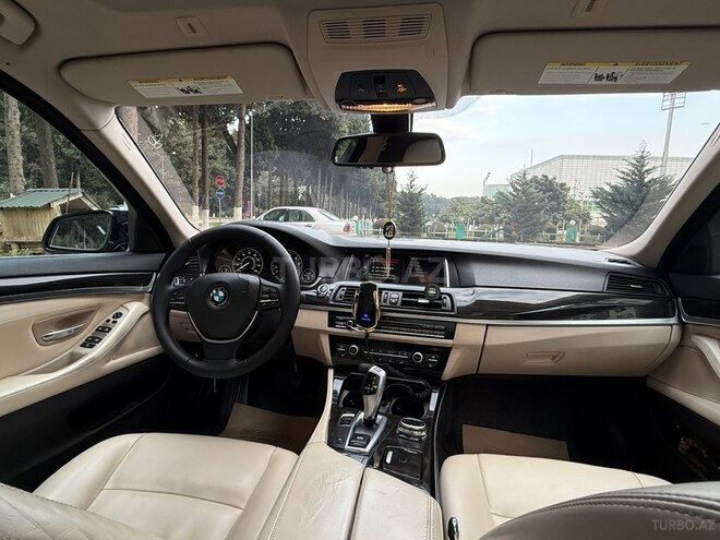 BMW 528 2014, 240,000 km - 2.0 l - Masallı