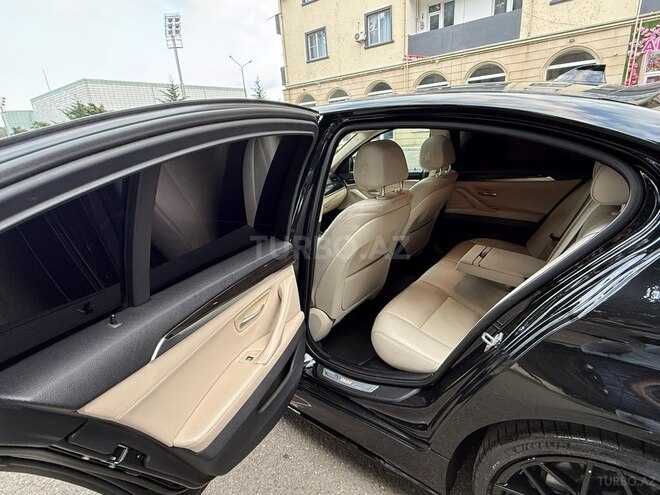BMW 528 2014, 240,000 km - 2.0 l - Masallı