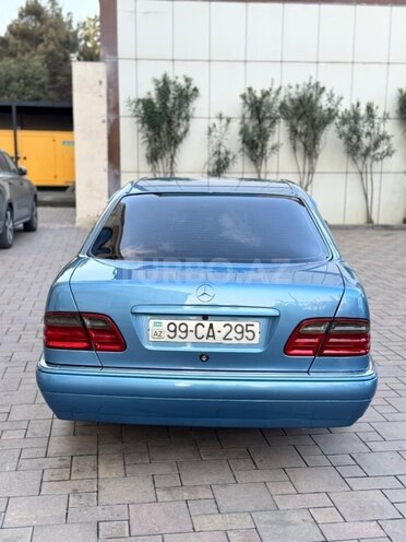 Mercedes E 220 1998, 340,000 km - 2.2 l - Bakı