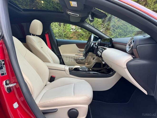 Mercedes CLA 250 e-17