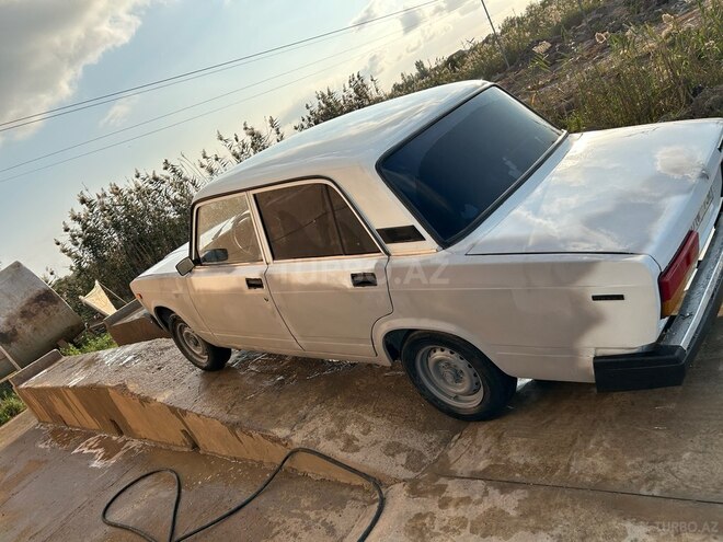 LADA (VAZ) 2107 2004, 29,564 km - 1.6 l - Saatlı