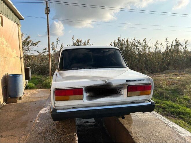 LADA (VAZ) 2107 2004, 29,564 km - 1.6 l - Saatlı
