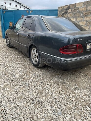Mercedes E 220 1998, 400,000 km - 2.2 l - Bakı