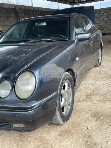 Mercedes E 220 1998, 400,000 km - 2.2 l - Bakı