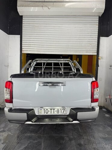 Mitsubishi L200 2019, 131,000 km - 2.4 л - Bakı