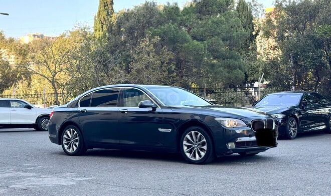 BMW 730 2011, 298,000 km - 3.0 l - Bakı