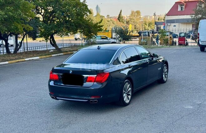 BMW 730 2011, 298,000 km - 3.0 l - Bakı