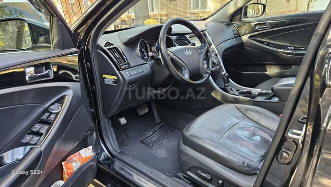 Hyundai Sonata 2013, 230,901 km - 2.0 л - Bakı