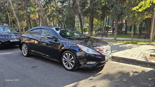 Hyundai Sonata 2013, 230,901 km - 2.0 л - Bakı