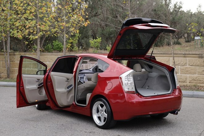 Toyota Prius 2011, 235,000 km - 1.8 l - Bakı
