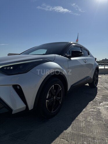 Toyota C-HR 2023, 29,900 km - 2.0 l - Bakı