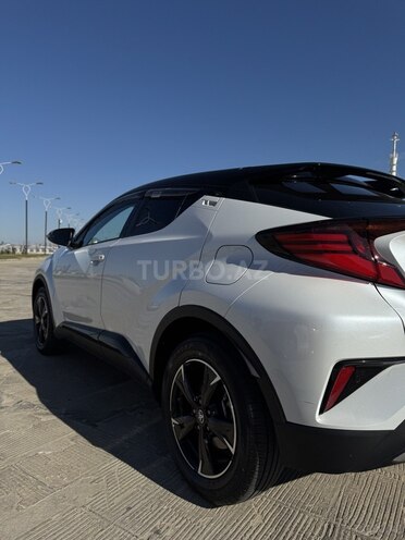 Toyota C-HR 2023, 29,900 km - 2.0 l - Bakı