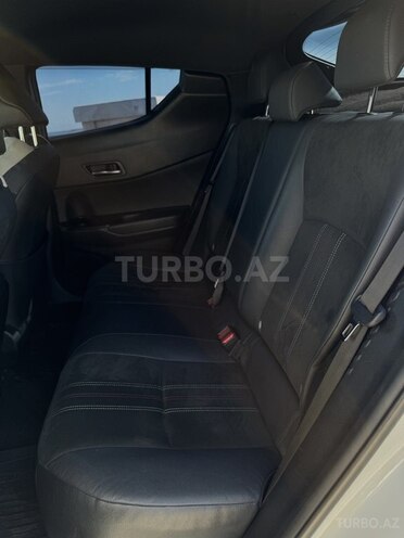 Toyota C-HR 2023, 29,900 km - 2.0 l - Bakı