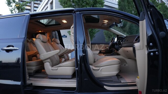 Kia Carnival 2016, 221,000 km - 2.2 l - Bakı