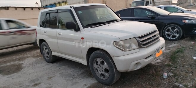 Mitsubishi Pajero io 2001, 220,100 km - 2.0 l - Sumqayıt